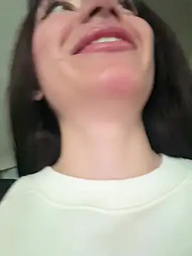 Maddy Jones online show from 20, 2, 2025