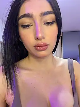 Snapshot of Maddy_Jones chatting on 29, 5, 2026 Maddy Jones online show from 29, 5, 2026