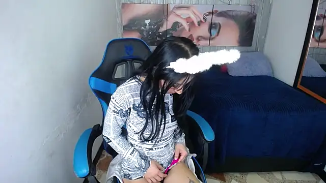 Anniee x online show from 15, 10, 2025