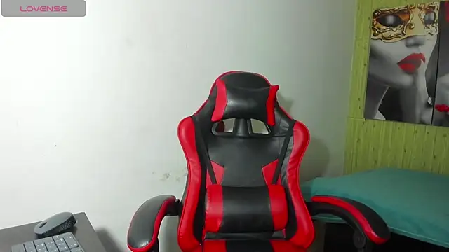 Anniee x online show from 21, 4, 2026