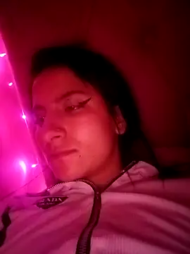 Anniee x online show from 25, 2, 2026