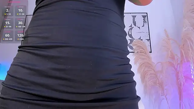 NiiaEvanss online show from 16, 10, 2025