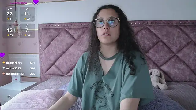 Charlotte  Miller online show from 25, 2, 2025