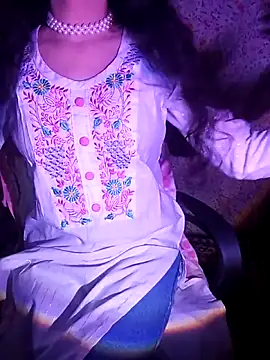 Angelnirvanaa online show from 6, 11, 2025