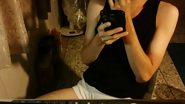 KYU890428 online show from 25, 10, 2025