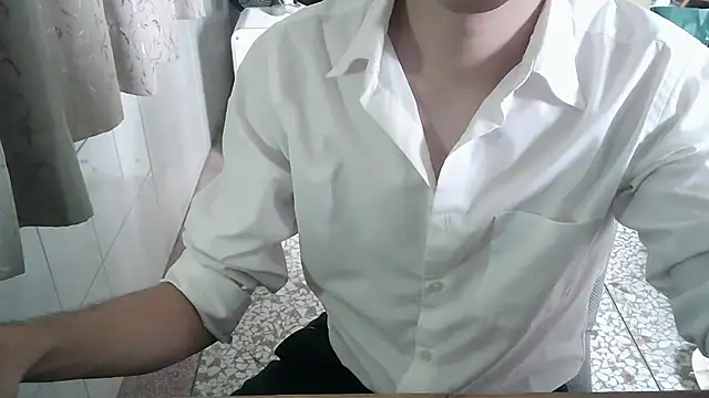 Snapshot of KYU890428 chatting on 3, 7, 2026 KYU890428 online show from 3, 7, 2026