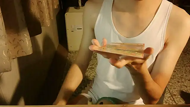 Snapshot of KYU890428 chatting on 7, 3, 2026 KYU890428 online show from 7, 3, 2026