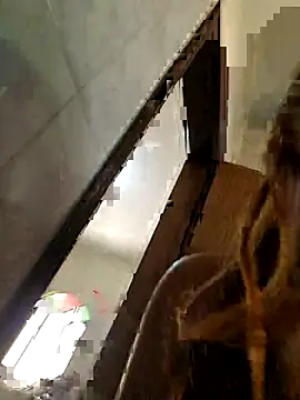 Snapshot of AliceRuivinha2 chatting on 18, 10, 2025 AliceRuivinha2 online show from 18, 10, 2025