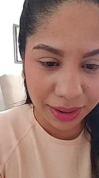 downsonMia online show from 1, 3, 2026