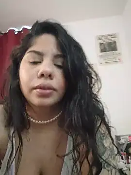 downsonMia online show from 13, 4, 2026