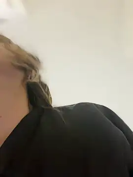 Samantha bigboobs online show from 12, 7, 2026