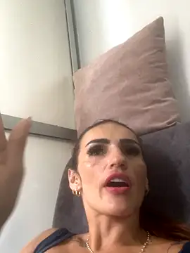 Samantha bigboobs online show from 3, 12, 2025