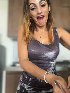 Samantha bigboobs online show from 18, 7, 2026