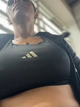 Samantha bigboobs online show from 12, 5, 2026