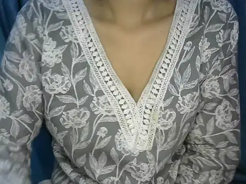Horny honey69 online show from 19, 1, 2025
