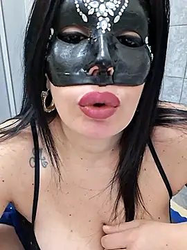 Snapshot of desyree89 chatting on 17, 11, 2025 desyree89 online show from 17, 11, 2025