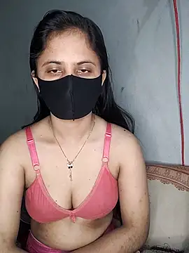 Hot Nila online show from 7, 3, 2025