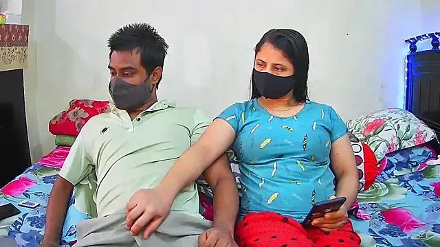 Hot Nila online show from 3, 12, 2025