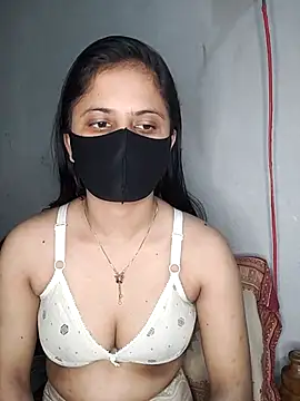 Hot Nila online show from 6, 3, 2025