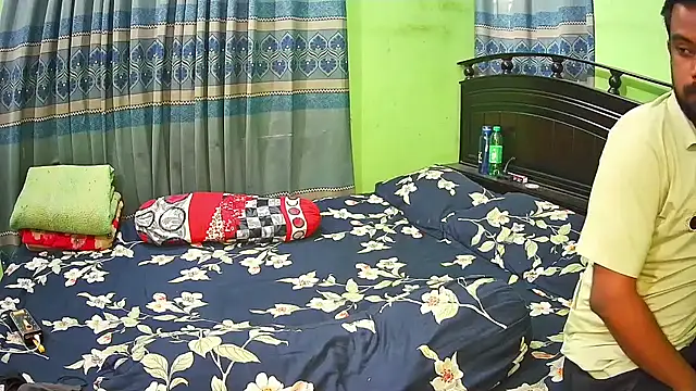 Hot Nila online show from 13, 11, 2025