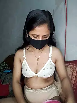 Hot Nila online show from 4, 3, 2025