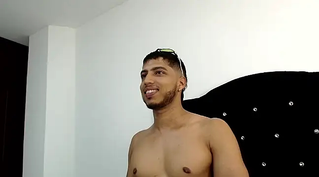 ryann bigcock  online show from 18, 1, 2025