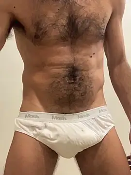 JoaoLenhador online show from 12, 3, 2025
