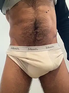JoaoLenhador online show from 14, 9, 2025