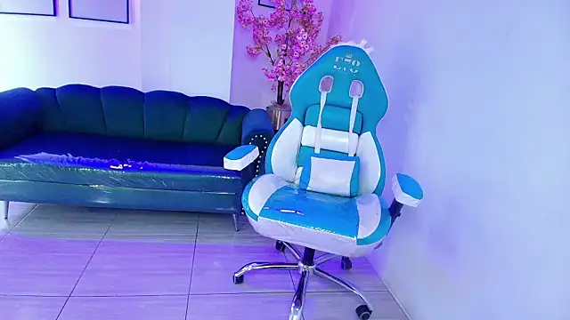 Arianna sweeet online show from 30, 4, 2026