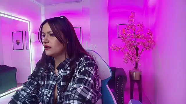 Arianna sweeet online show from 7, 2, 2026