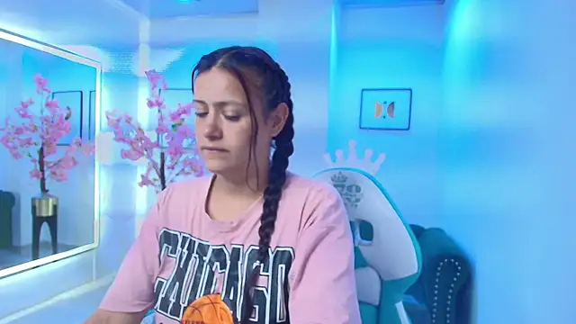 Arianna sweeet online show from 8, 1, 2026