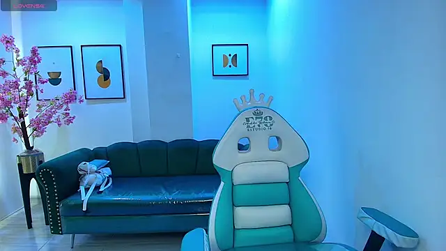 Arianna sweeet online show from 9, 10, 2025