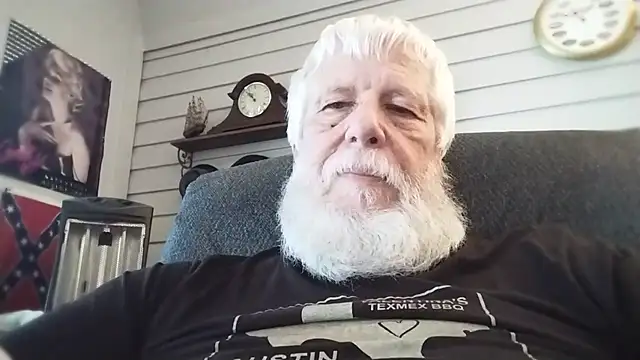 Snapshot of Futura_intx chatting on 15, 7, 2026 Futura intx online show from 15, 7, 2026