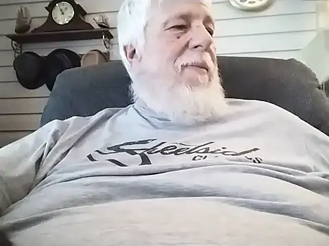 Snapshot of Futura_intx chatting on 9, 7, 2026 Futura intx online show from 9, 7, 2026