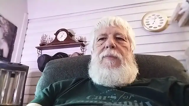 Snapshot of Futura_intx chatting on 17, 7, 2026 Futura intx online show from 17, 7, 2026