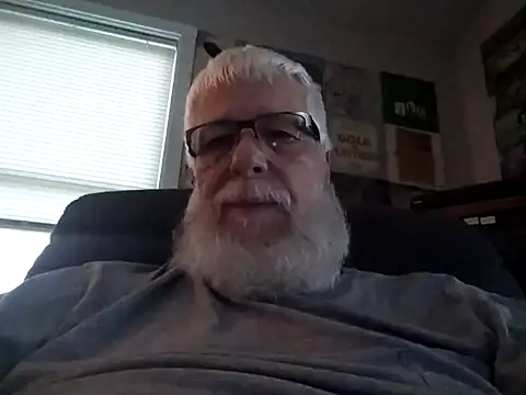 Snapshot of Futura_intx chatting on 20, 9, 2025 Futura intx online show from 20, 9, 2025