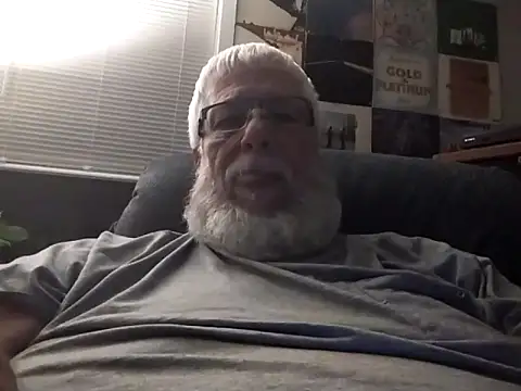 Snapshot of Futura_intx chatting on 22, 9, 2025 Futura intx online show from 22, 9, 2025