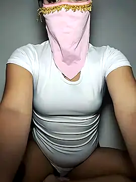 lucianamorales online show from 17, 1, 2025