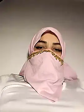 lucianamorales online show from 9, 2, 2025