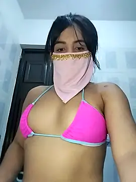 lucianamorales online show from 13, 3, 2025