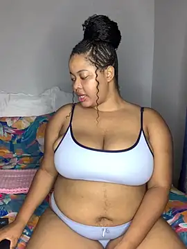 sexytinashe21 online show from 13, 4, 2026