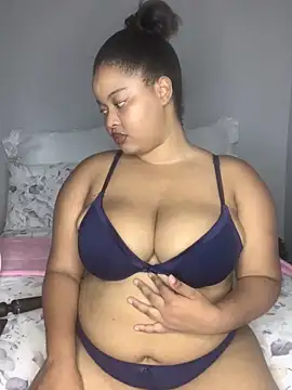 sexytinashe21 online show from 25, 2, 2026