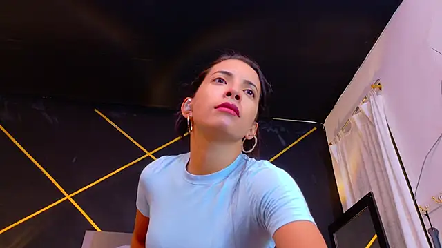 Snapshot of amabel_zambrano chatting on 26, 5, 2026 amabel zambrano online show from 26, 5, 2026