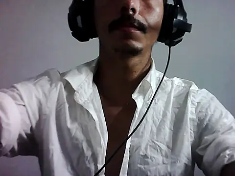 MagrinhoSaradoo online show from 2, 11, 2025