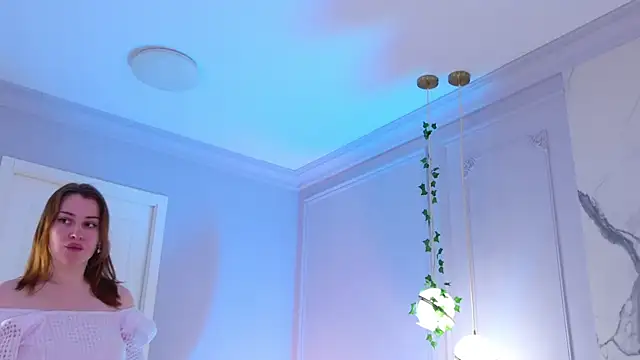 EllieGarson online show from 19, 4, 2026