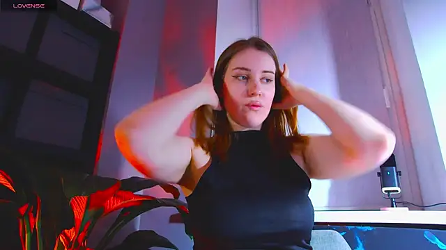 EllieGarson online show from 22, 4, 2026
