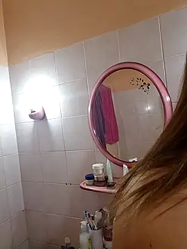 brune caliente online show from 15, 2, 2025