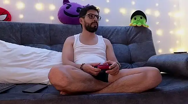 Dante Bones online show from 7, 2, 2025