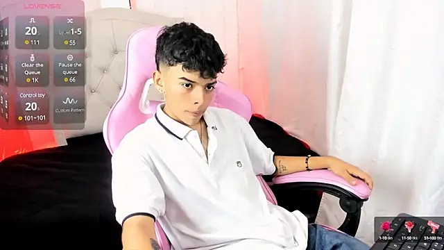 angelyoung18 online show from 28, 1, 2025