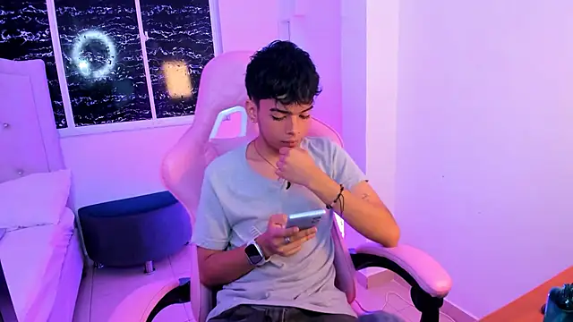 angelyoung18 online show from 10, 2, 2025